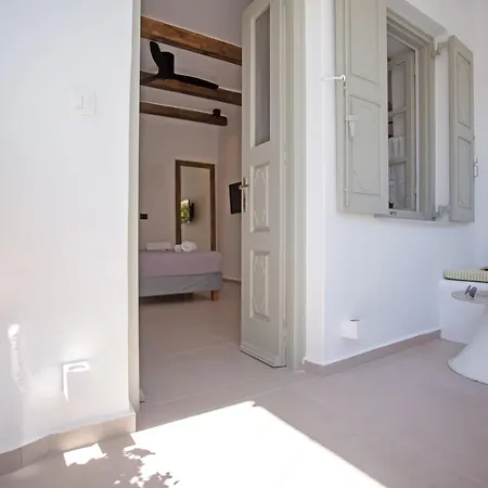 Katrin * Mykonos Town